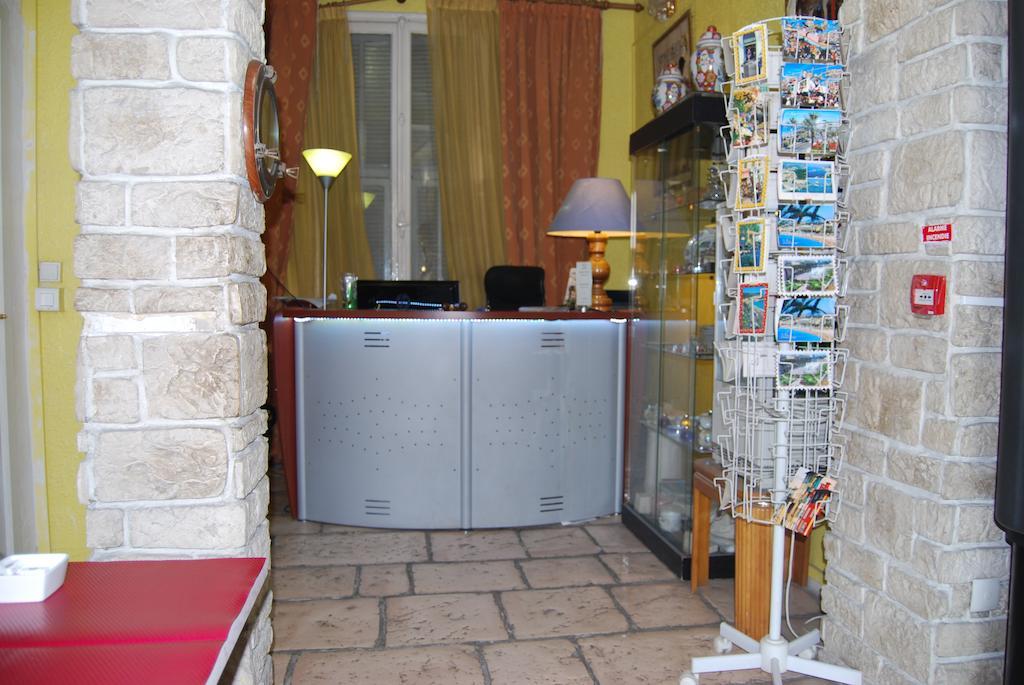 Hotel Azur Nice Dış mekan fotoğraf